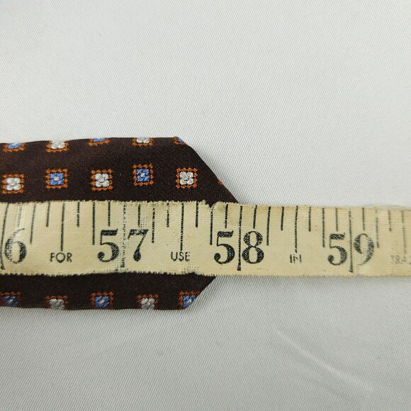 3 Tom James Geometric and Striped Silk Ties 3.25" x 58/59" - Picture 10 of 11